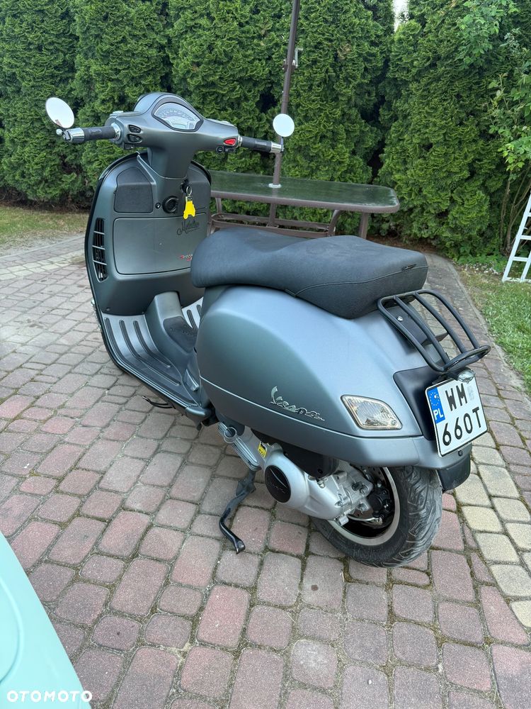 Vespa GTS - 3