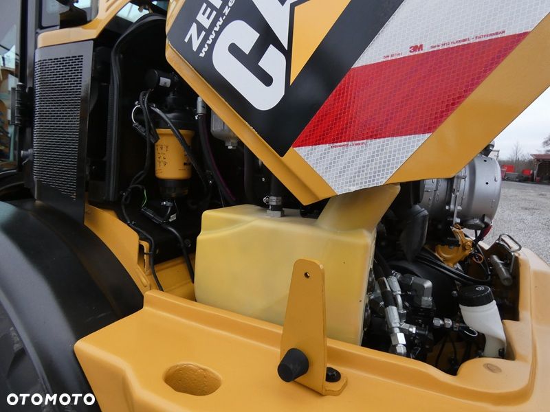 Caterpillar CAT 906M z Niemiec / 2018r / Super Stan / - 13