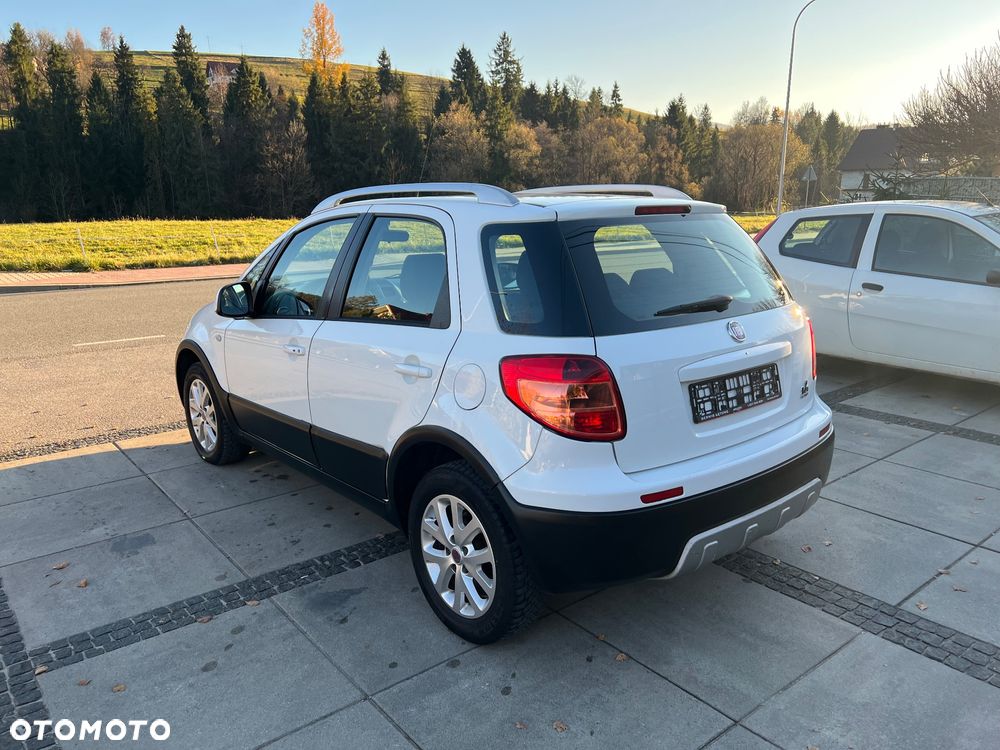 Fiat Sedici 2.0 Multijet DPF 4x4 Luxury - 7