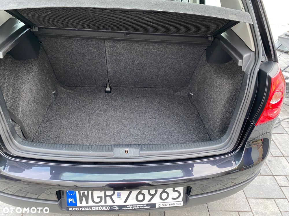 Volkswagen Golf 1.6 United - 28