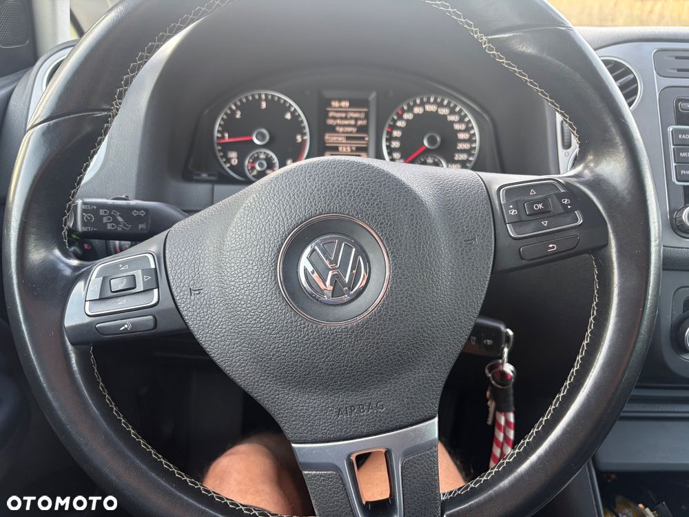 Volkswagen Golf Plus 1.6 TDI DPF MATCH - 14