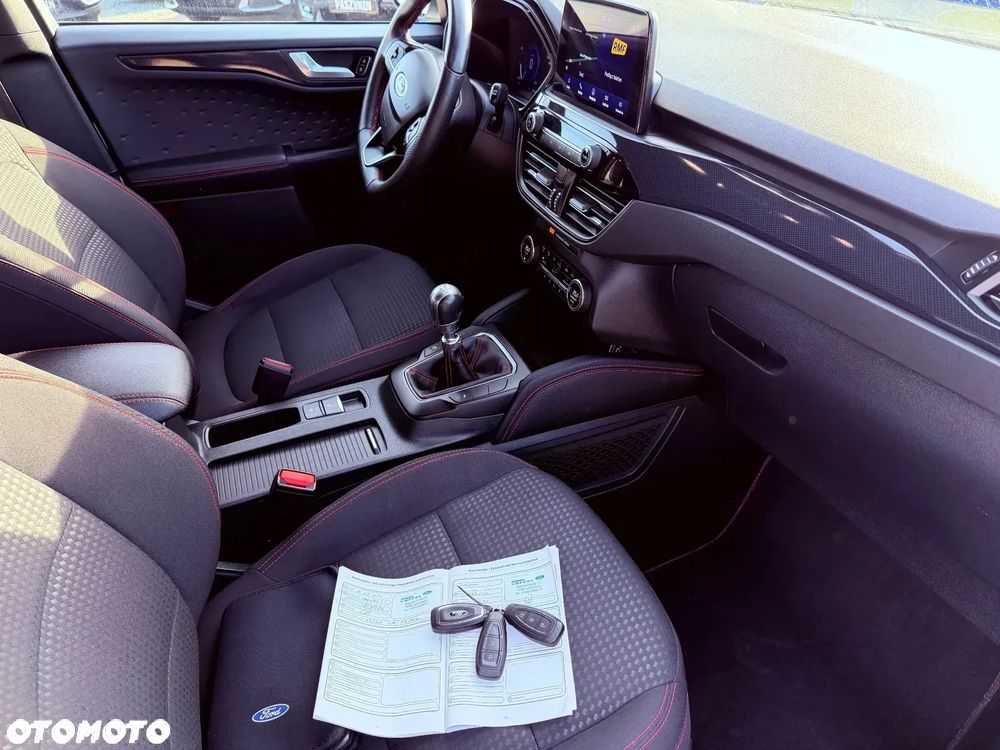 Ford Kuga 2.0 EcoBlue Hybrid ST-LINE - 13