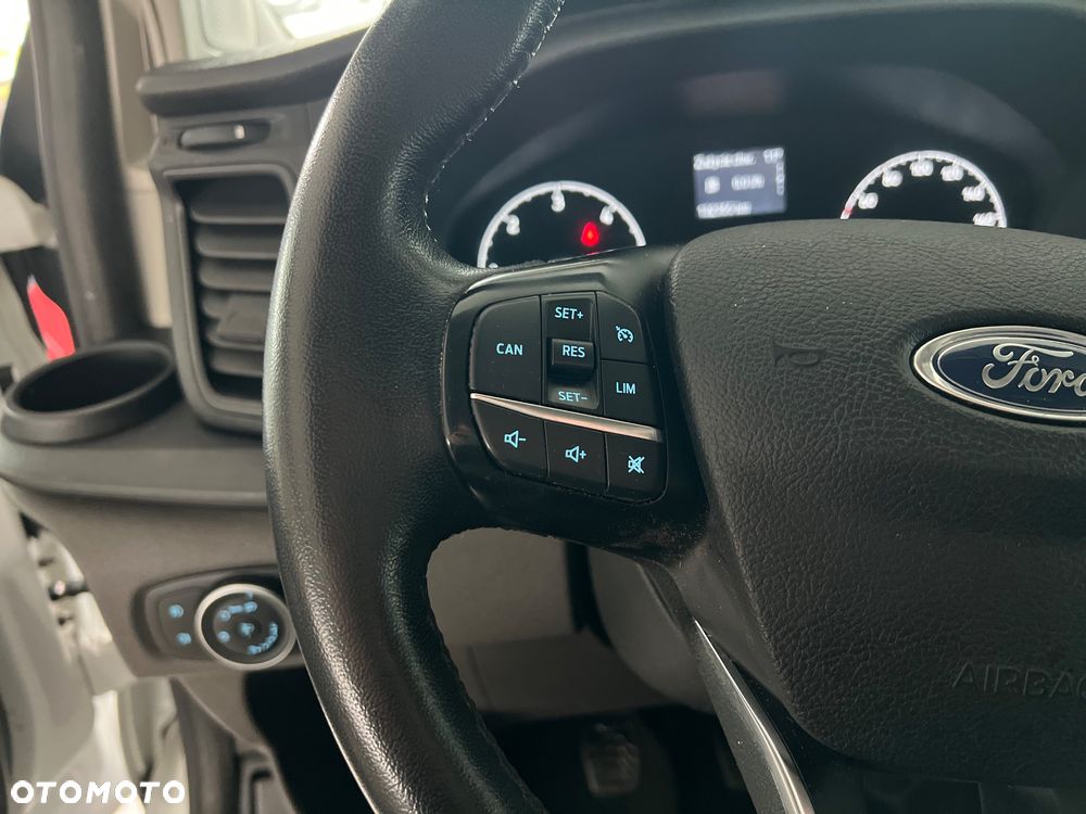 Ford Transit Custom - 26