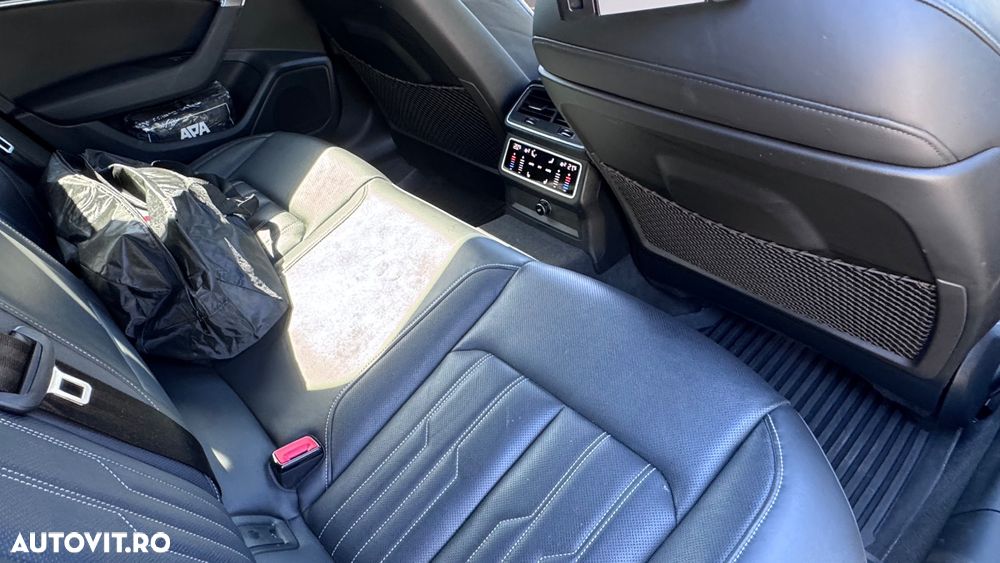 Audi A6 Avant 55 TFSI e quattro S tronic S line - 9