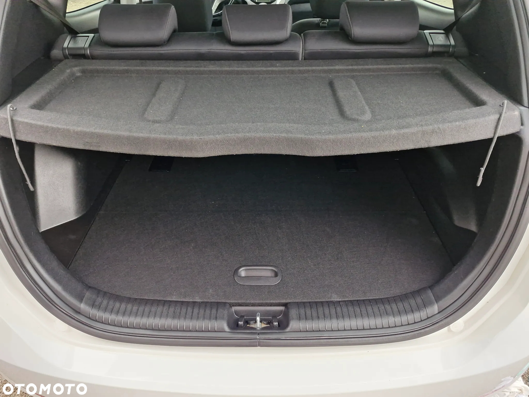 Hyundai ix20 1.4 Premium - 20