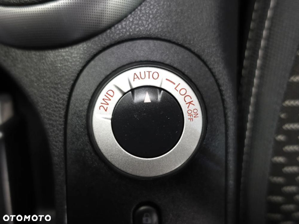 Nissan Qashqai 2.0 4 x 4 tekna - 35