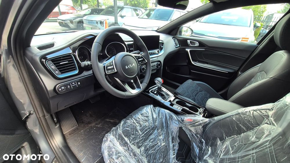 Kia XCeed 1.6 T-GDI Tribute DCT - 11