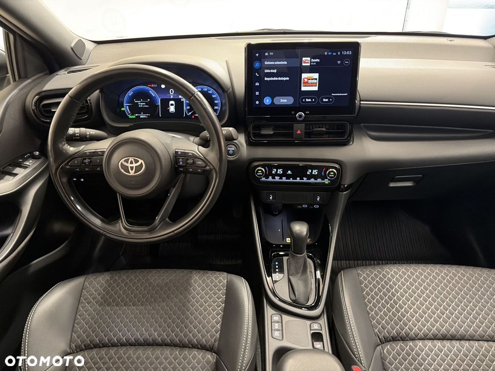 Toyota Yaris Hybrid 1.5 Executive - 4