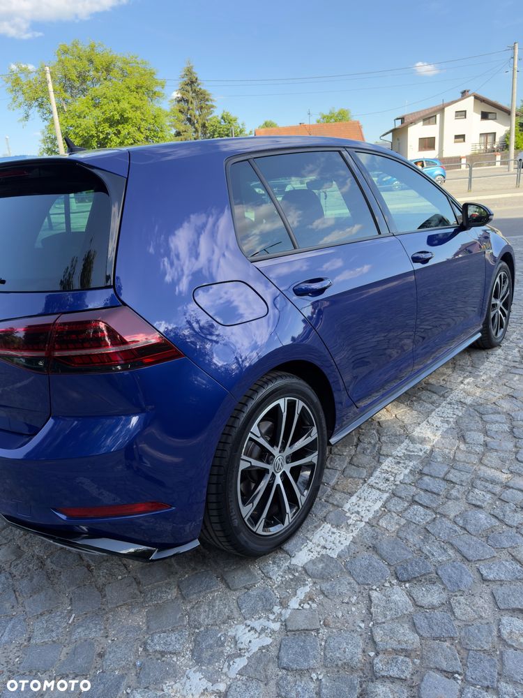 Volkswagen Golf 1.5 eTSI EVO R-Line DSG - 5