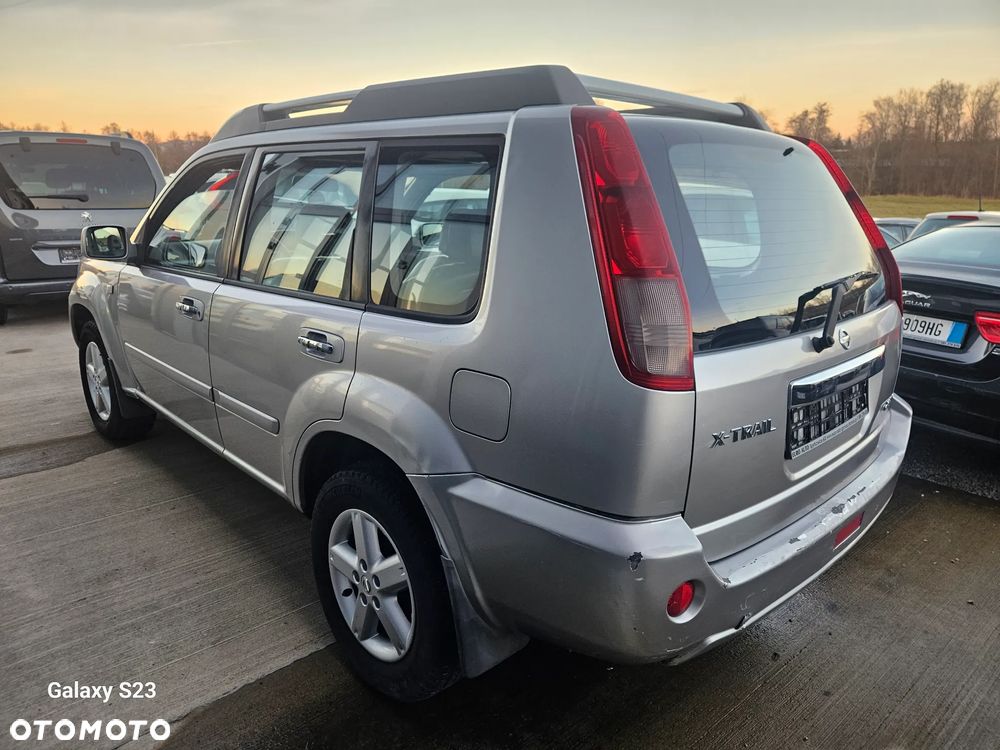 Nissan X-Trail 2.2 dCi Elegance - 6