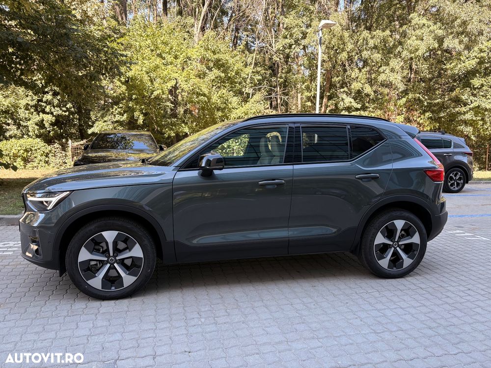 Volvo XC 40 B3 AT FWD MHEV Plus Dark - 5