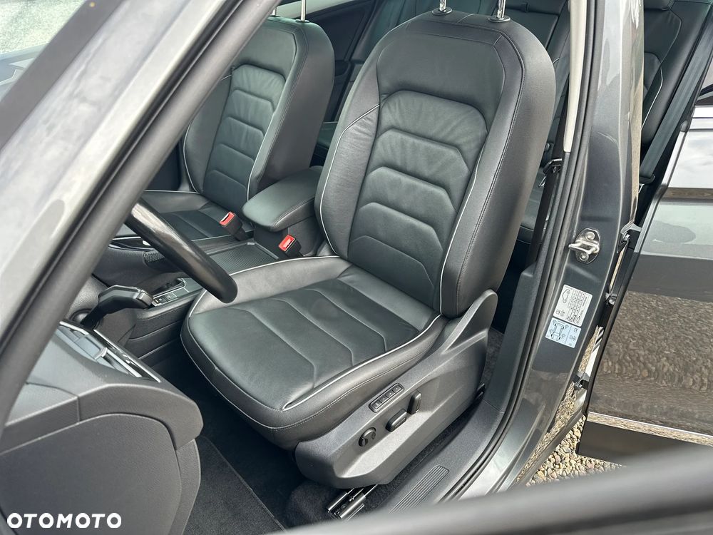 Volkswagen Tiguan - 24