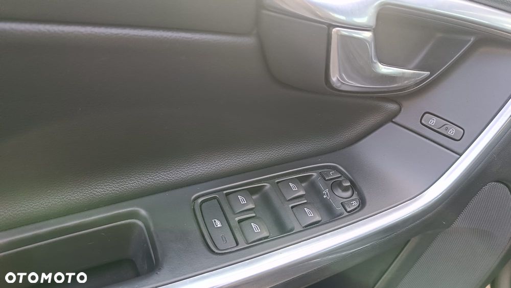 Volvo V60 - 16