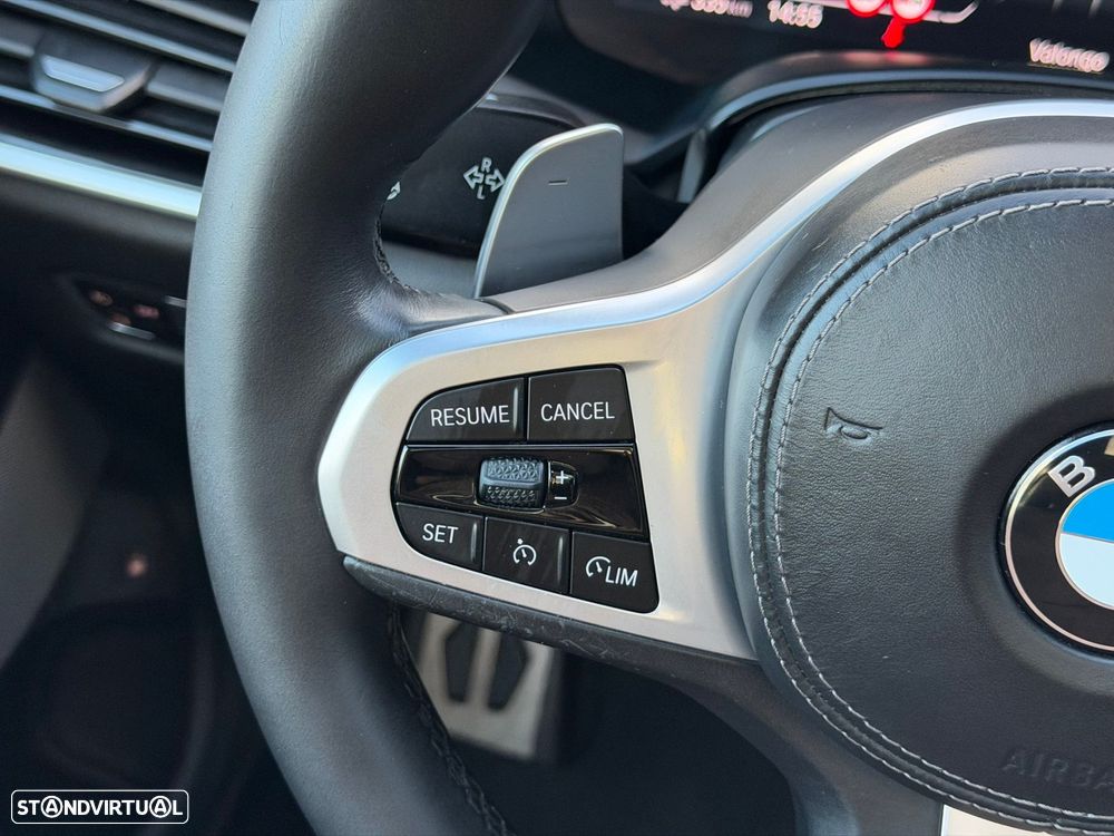 BMW X5 45 e xDrive Pack M - 43