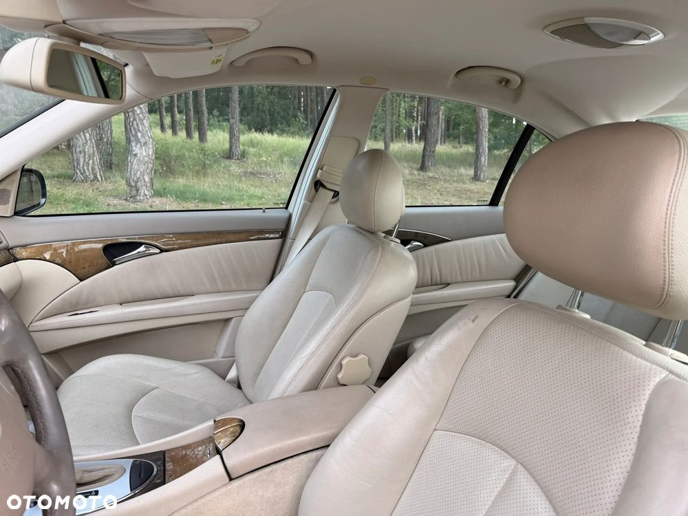 Mercedes-Benz Klasa E 320 Avantgarde - 22