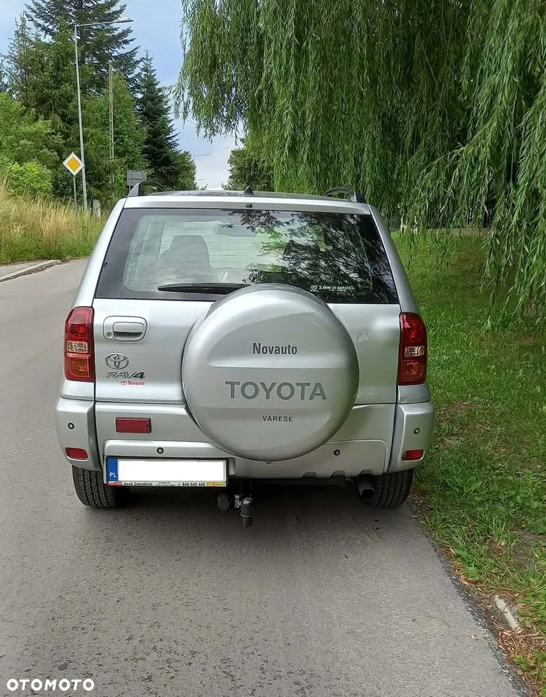 Toyota RAV4 2.0 D-4D 4x4 - 4