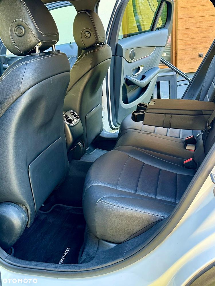 Mercedes-Benz GLC - 31