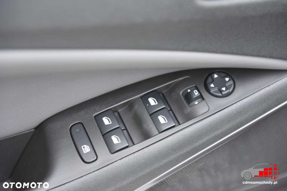 Opel Crossland X - 14