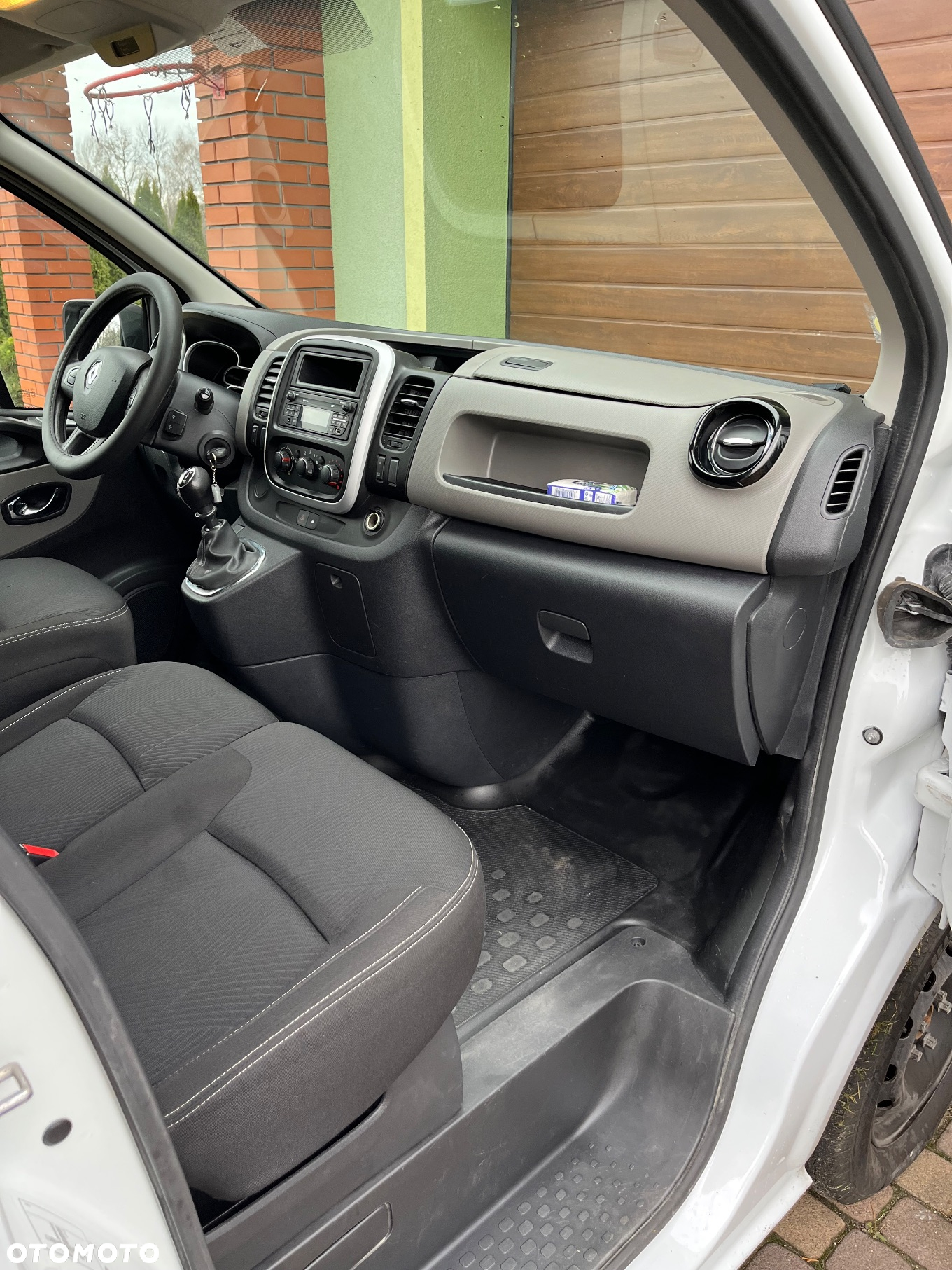 Renault Trafic - 13