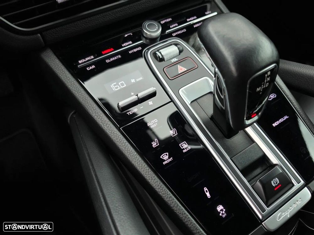 Porsche Cayenne Coupé E-Hybrid - 20