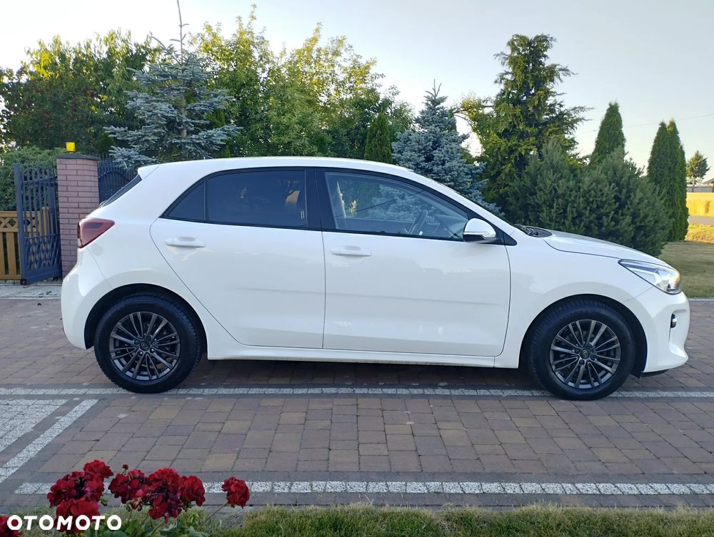 Kia Rio 1.4 Edition 7 - 8