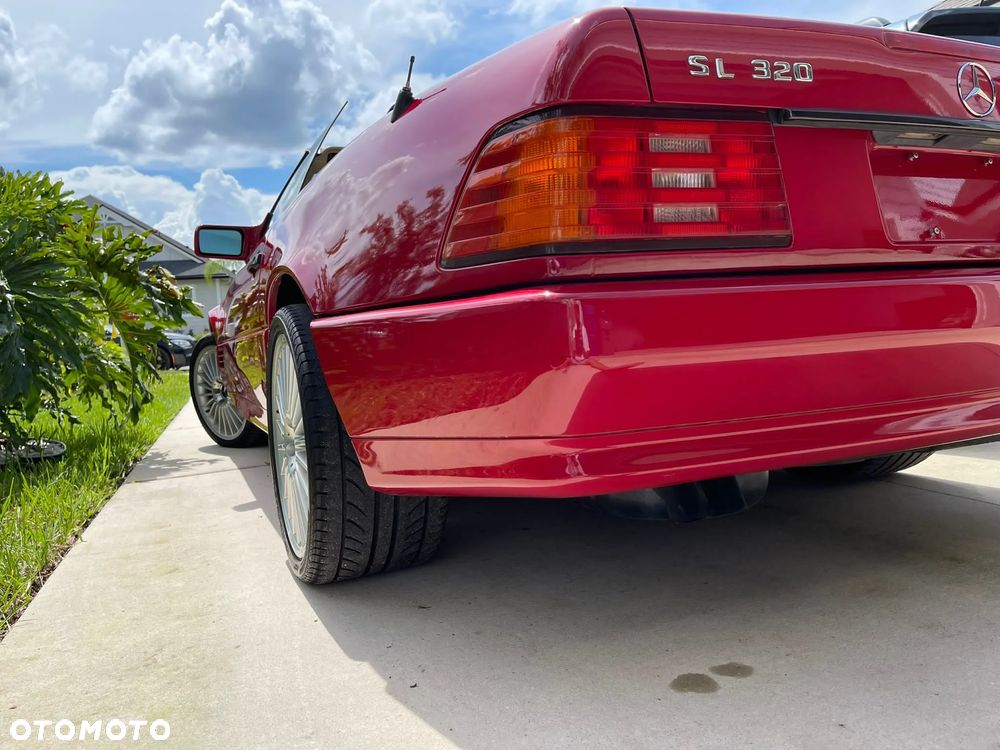 Mercedes-Benz SL 320 - 23