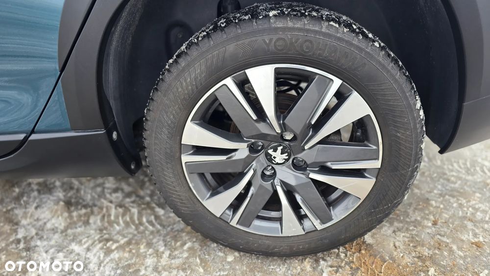 Peugeot 2008 1.2 PureTech Allure S&S - 9