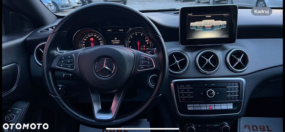 Mercedes-Benz CLA Shooting Brake 180 7G-DCT Urban - 6