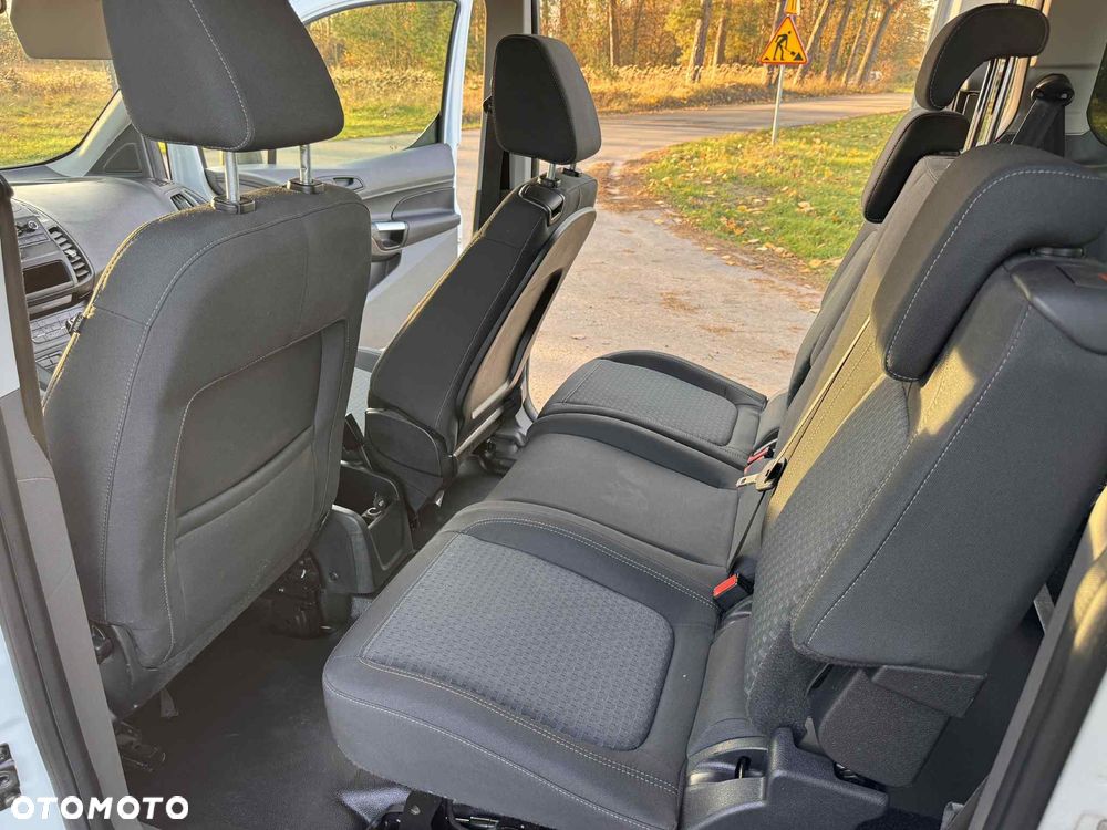 Ford Transit Connect - 7