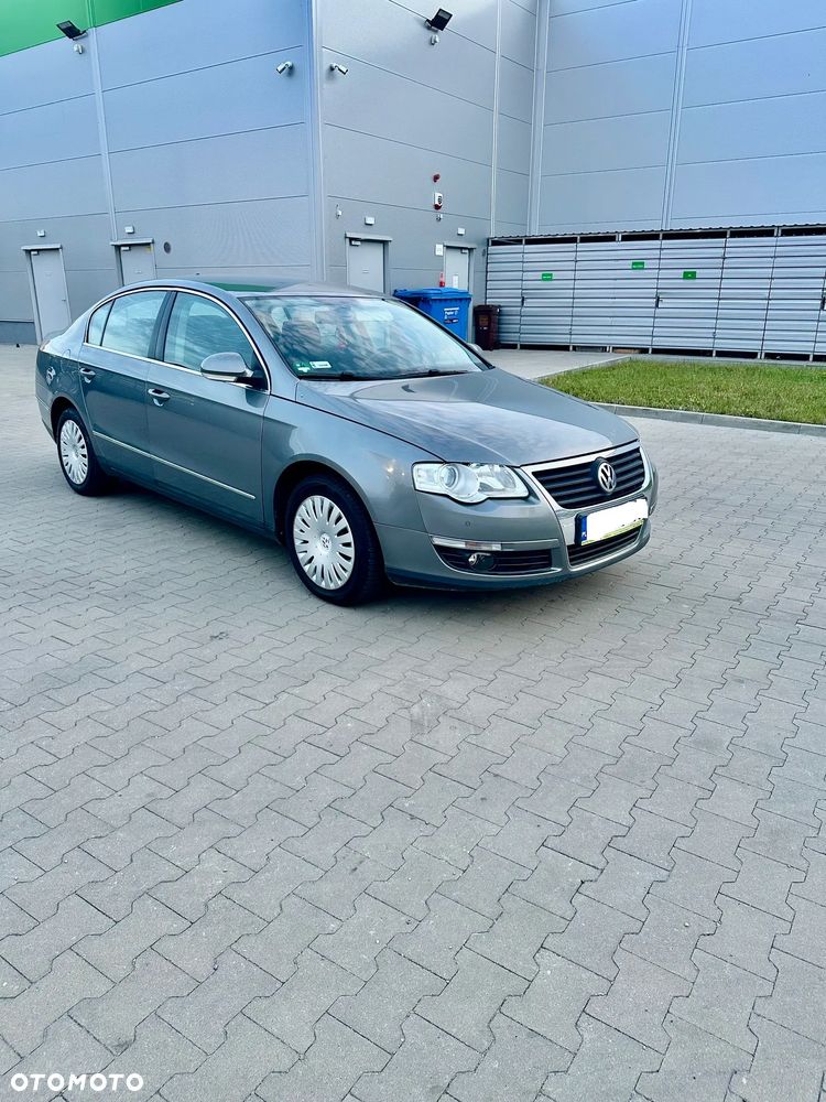 Volkswagen Passat - 3