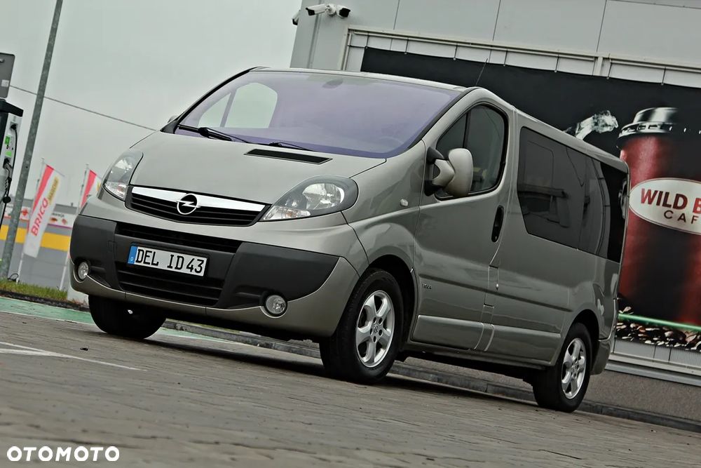 Opel Vivaro - 23