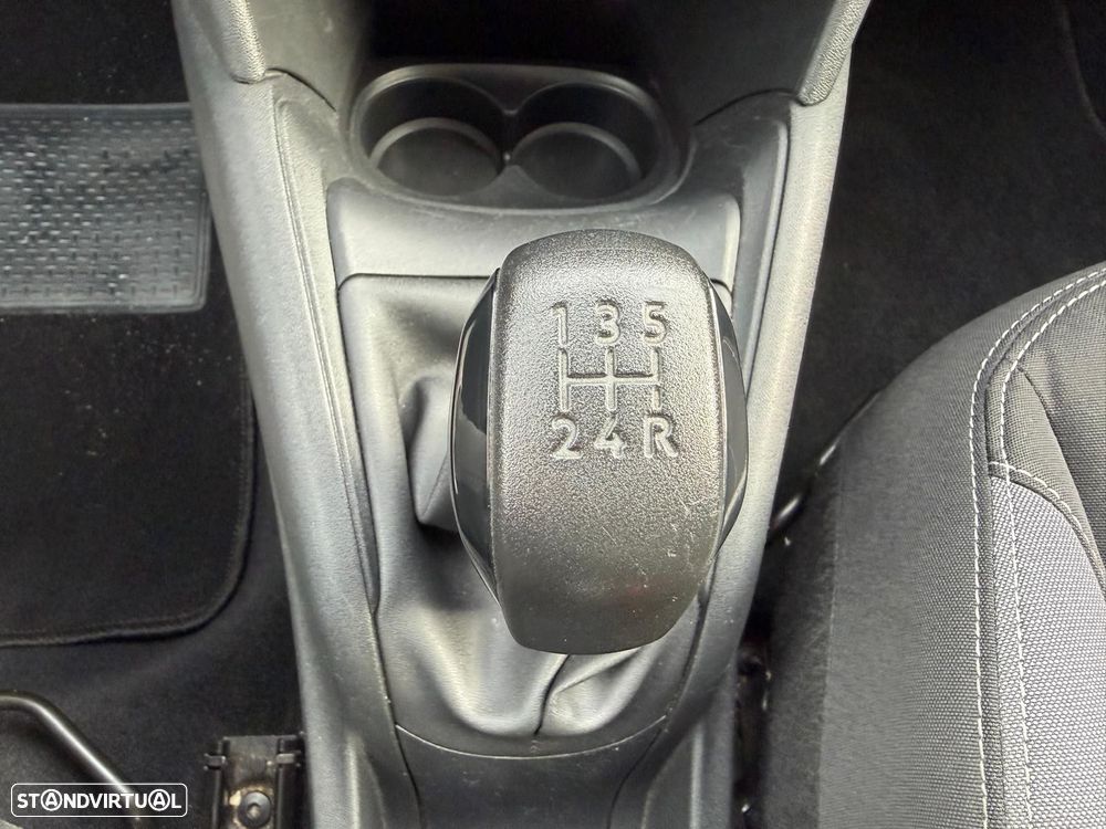 Peugeot 208 1.6 BlueHDi Style - 21