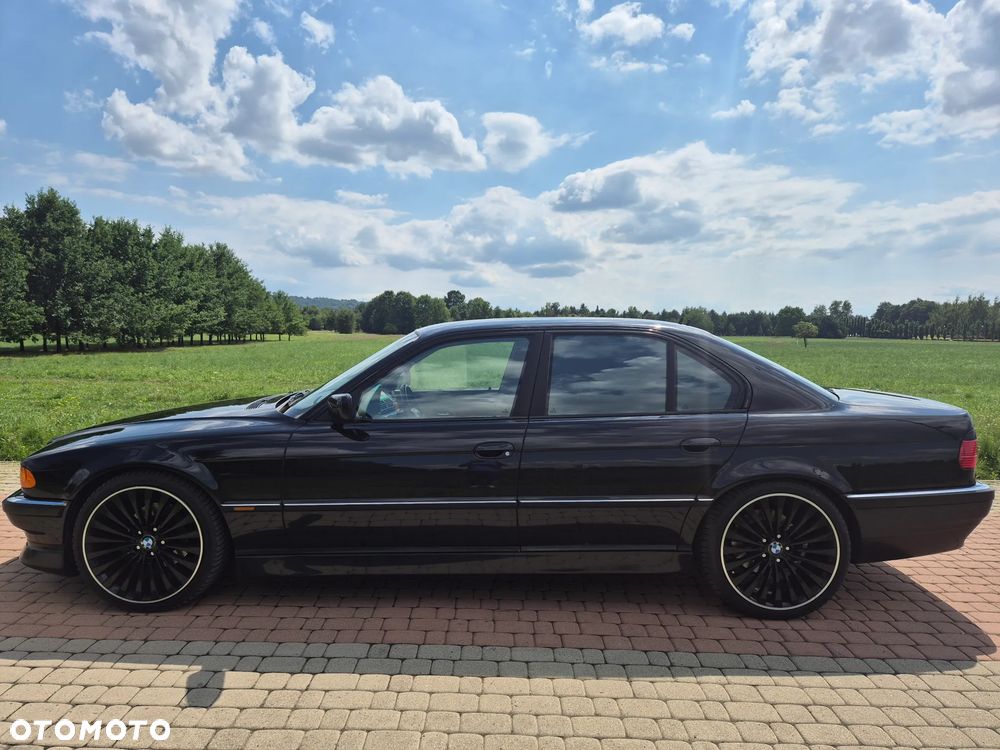 BMW Seria 7 - 9