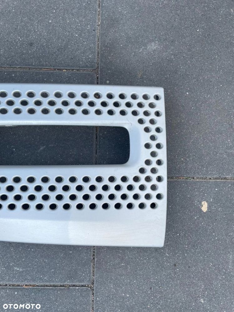 KRATKA ZDERZAKA PRZÓD PRAWA STRONA LAND ROVER DEFENDER L633 L8B2-15B216-A - 4