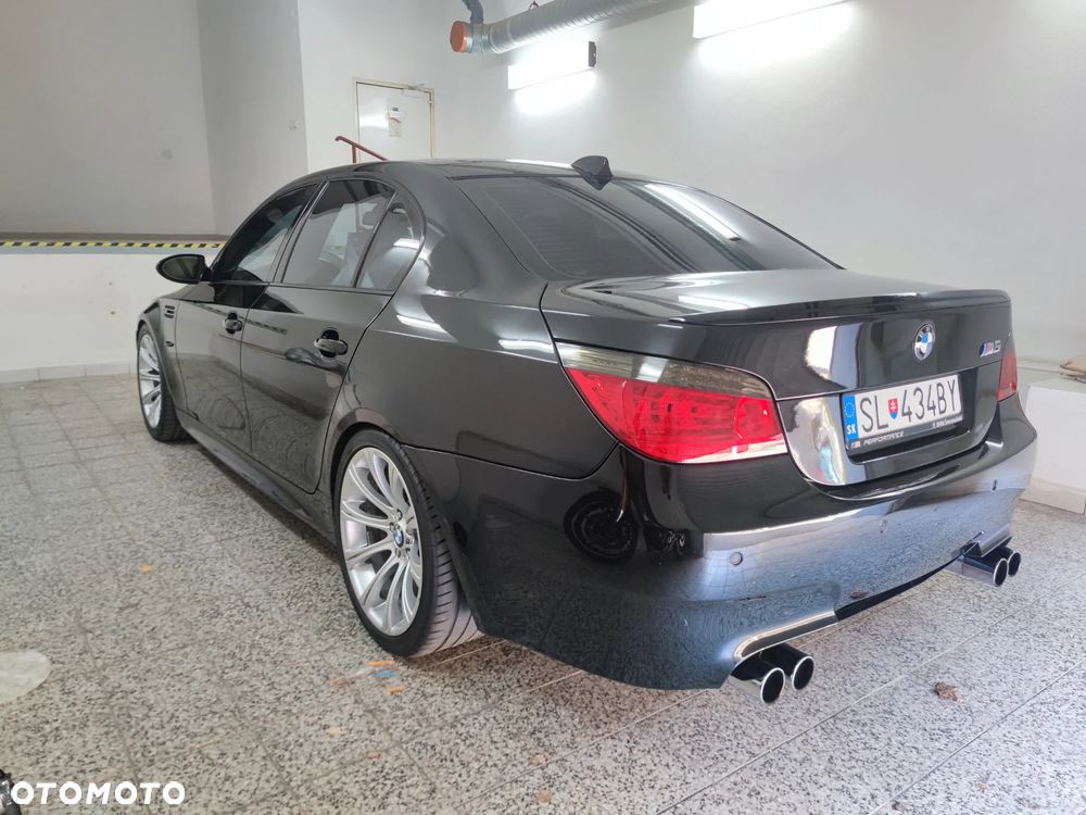 BMW M5 - 8