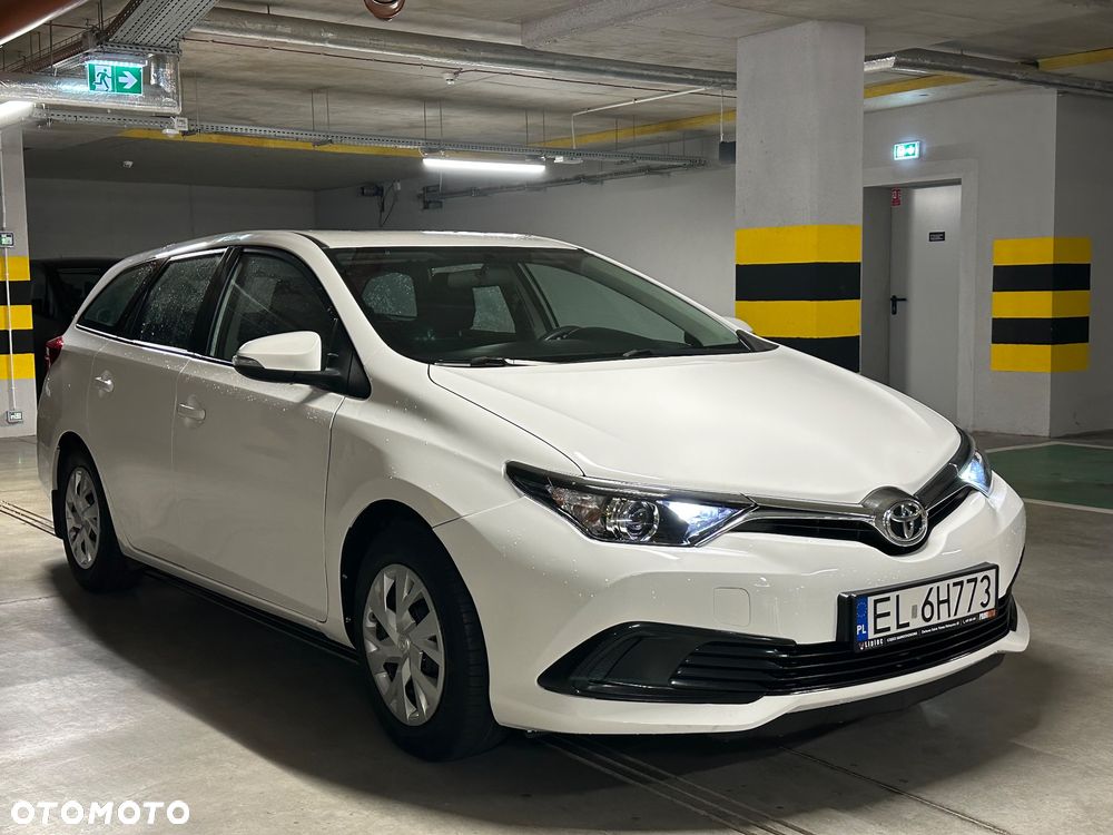 Toyota Auris 1.6 Active - 2