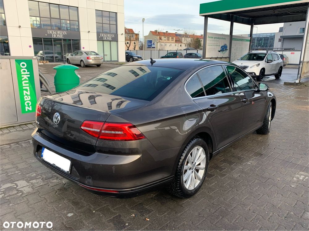 Volkswagen Passat 2.0 TDI BMT Comfortline DSG - 2