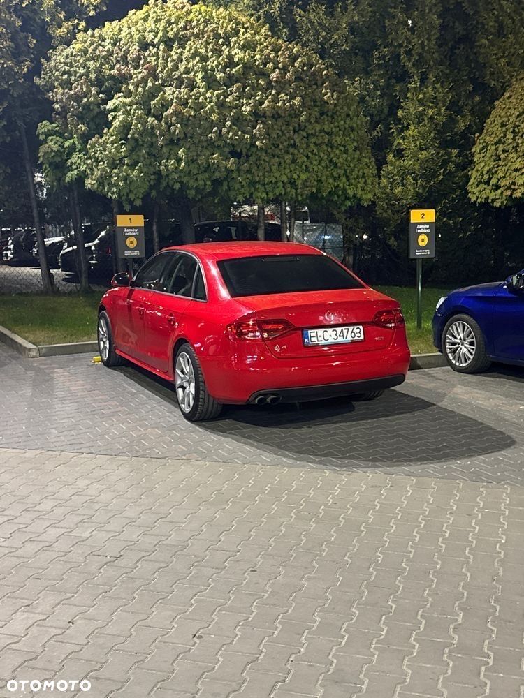 Audi A4 Limousine - 5