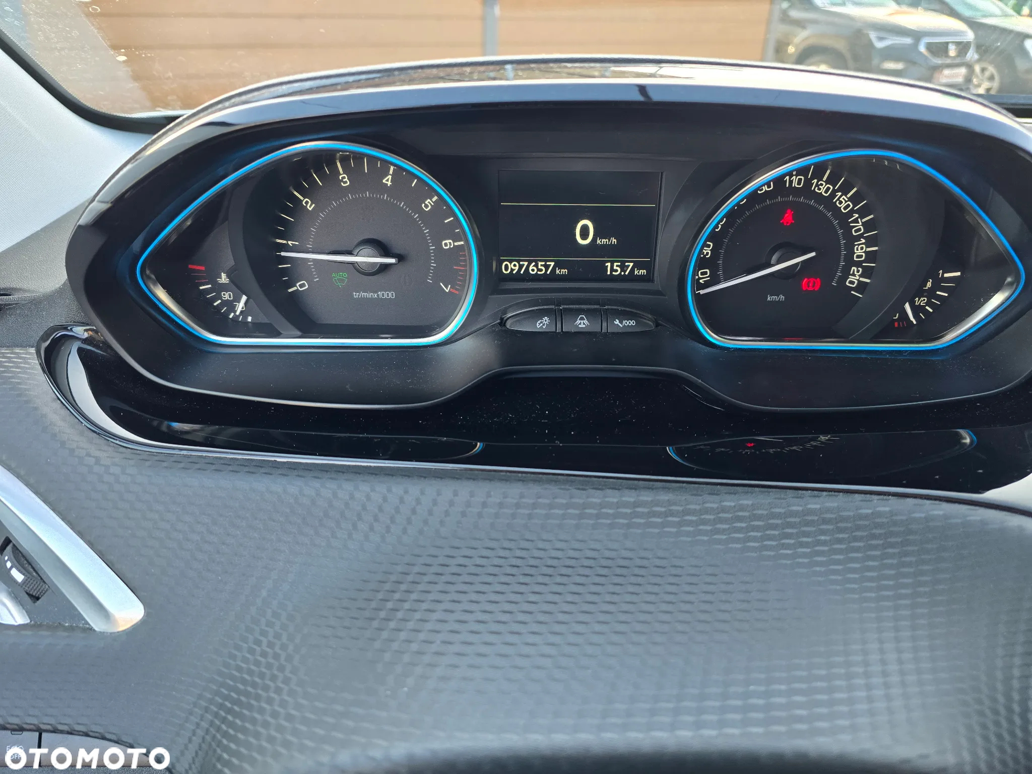 Peugeot 2008 - 26
