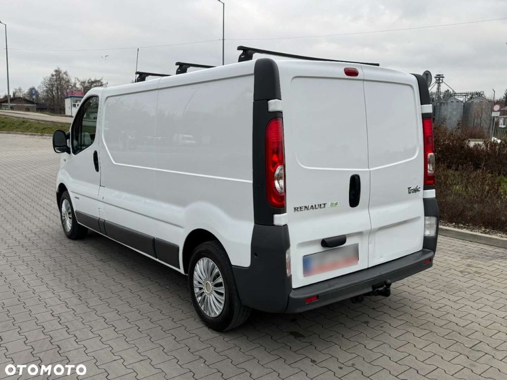 Renault Trafic - 2