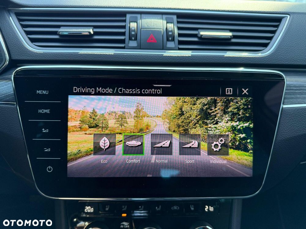 Skoda Superb 2.0 TDI SCR Style DSG - 26