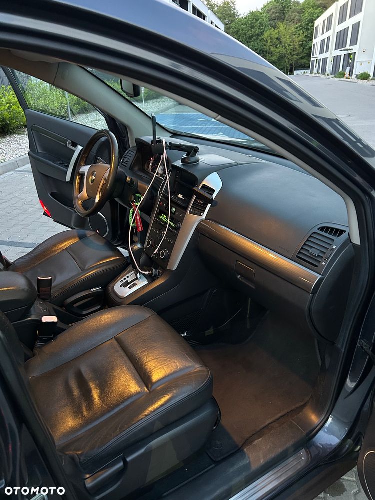 Chevrolet Captiva 3.2 LT high - 20