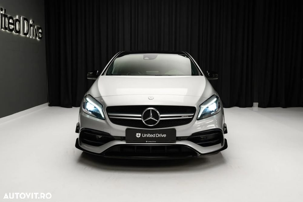 Mercedes-Benz A 45 AMG 4Matic AMG Speedshift 7G-DCT PETRONAS 2015 World Champion Edition - 2