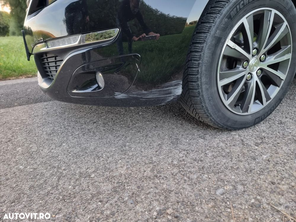 Peugeot 308 1.2 L PureTech Turbo Access - 7