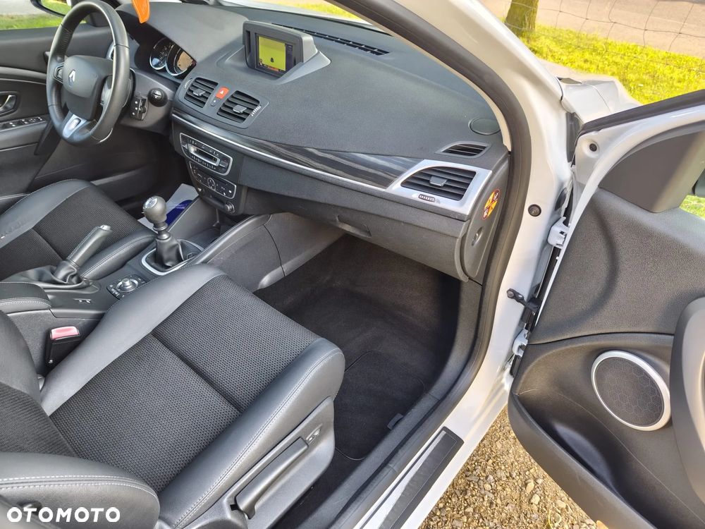 Renault Megane 1.6 16V 110 Night and Day - 26