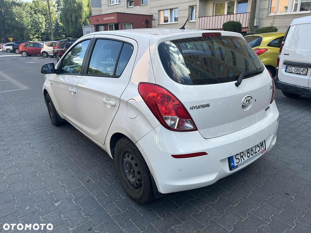 Hyundai i20 - 3