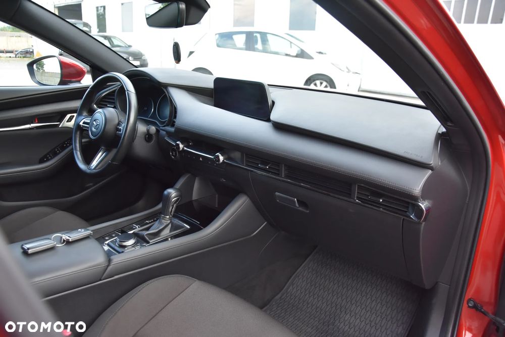Mazda 3 e-SKYACTIV-G 2.0 M HYBRID DRIVE - 8