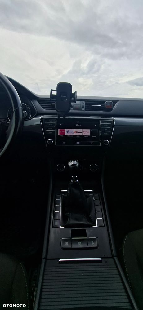 Skoda Superb 2.0 TDI Active - 6