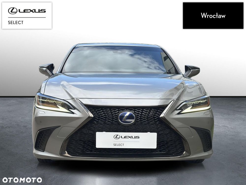 Lexus ES 300h F Sport - 9
