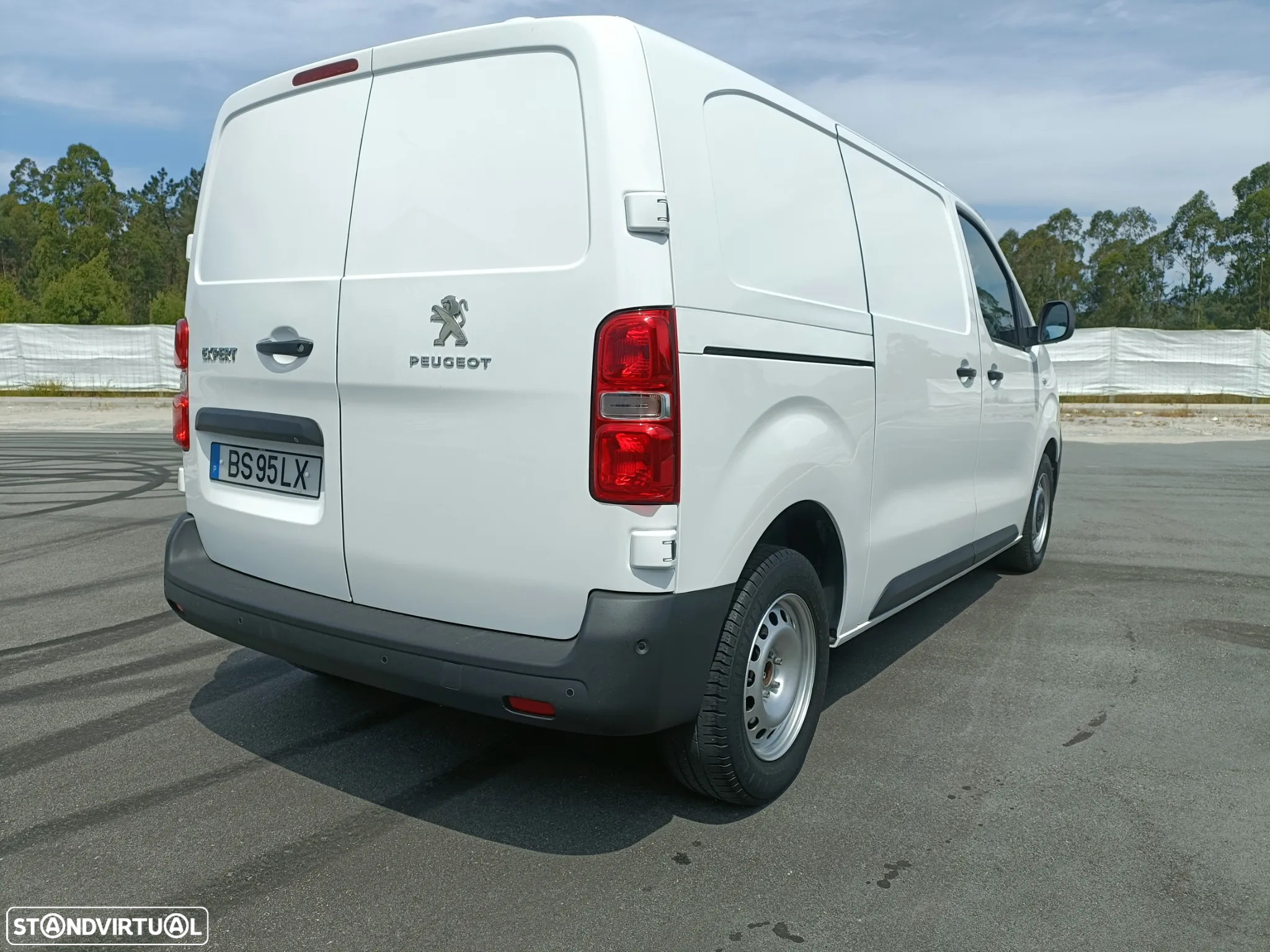 Peugeot Expert - 10